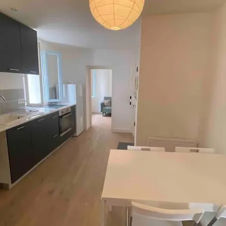 Le Garibaldi-grand Avec 3 Chambres-gare-wifi Apartment